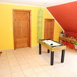 Friesengeist Nyaraló *